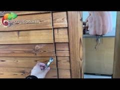 Animatrônico humano tamanho de vida humano simulado no banheiro para decoração de parque temático