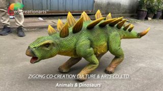 Tecnologia interativa de dinossauro robô quadrúpede ambulante