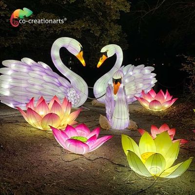 comprar Do Cygnus chinês das lanternas do festival da decoração do parque temático lanternas dadas forma animais online manufacture