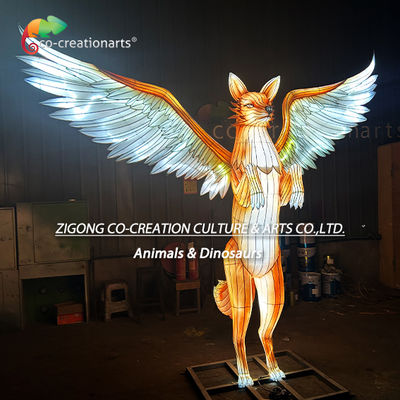 Grande Lanterna de Raposa em Pé Iluminada com Asas Radiantes Lanternas de Animais para Festivais