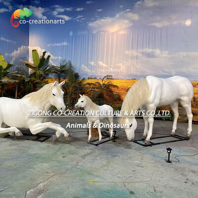 Comprar Tamanho natural Cavalo branco Escultura para parque temático e decoração de eventos Fabricação em linha