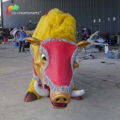 Bom preço. Animatronics amarelo do traje do javali de Snowproof para dois adultos on-line